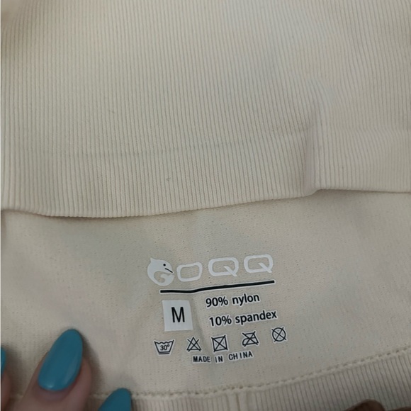 OQQ Crop Long Sleeve 3 Pack - Medium - Picture 4 of 6